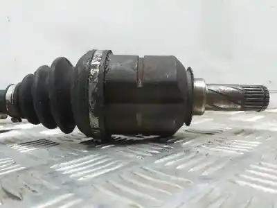 Pezzo di ricambio per auto di seconda mano trasmissione anteriore sinistra per opel corsa c club riferimenti oem iam 26094867  