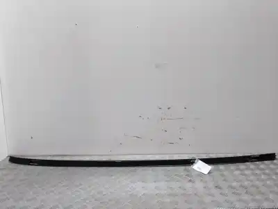 Peça sobressalente para automóvel em segunda mão moldagem por bmw x3 (e83) 2.0d referências oem iam 