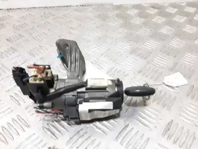 Second-hand car spare part ignition switch for toyota corolla (_e12_) 2.0 d-4d (cde120_) oem iam references   