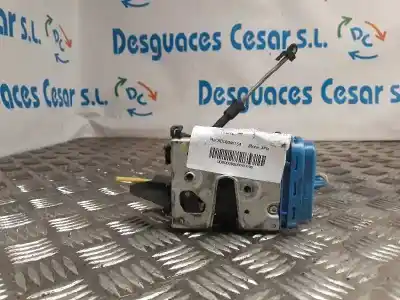 Автозапчастина б/у замок дверей заднього лівого для audi a4 avant (b5) 1.9 tdi quattro посилання на oem iam 8d0839015a