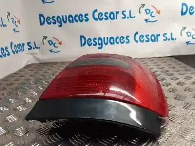 Автозапчасти б/у ПРАВЫЙ ЗАДНИЙ ФОНАРЬ за AUDI A4 AVANT (B5)  ссылки OEM IAM   