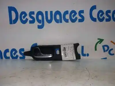 Автозапчастина б/у усередині передня права ручка для audi a4 b5 avant (8d5) 1.8 посилання на oem iam 