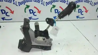Pezzo di ricambio per auto di seconda mano LEVA DEL CAMBIO per FORD TRANSIT CONNECT (TC7)  Riferimenti OEM IAM 1121855  