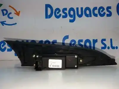 Second-hand car spare part rear right power window switch for mazda 3 berlina (bk) 1.6 cd diesel cat oem iam references   