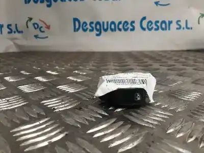 Peça sobressalente para automóvel em segunda mão botão / interruptor elevador vidro dianteiro direito por kia rio ii (jb) 1.5 crdi referências oem iam 935811g000