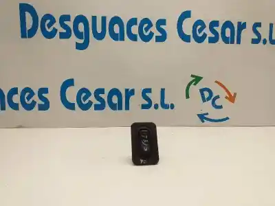 Second-hand car spare part RIGHT FRONT POWER WINDOW SWITCH for OPEL COMBO  OEM IAM references   