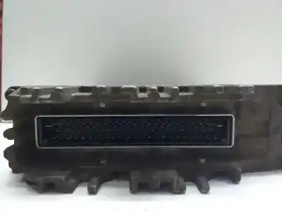 Peça sobressalente para automóvel em segunda mão CENTRALINA DE MOTOR UCE por RENAULT MEGANE I SCENIC (JA0)  Referências OEM IAM 0281010077  HOM7700111552