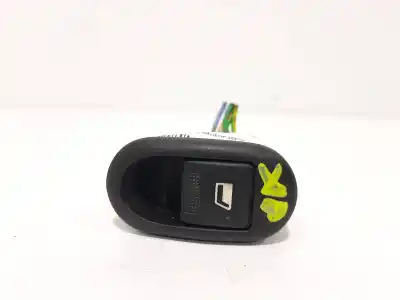 Pezzo di ricambio per auto di seconda mano interruttore alzacristalli anteriore sinistro per citroen c3 1.4 riferimenti oem iam 96605364xt