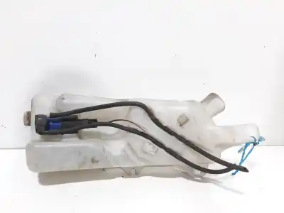 Second-hand car spare part windscreen washer bottle for renault clio iii authentique oem iam references   