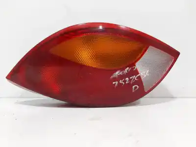 Автозапчасти б/у правый задний фонарь за ford ka (ccq) básico ссылки oem iam 1105788