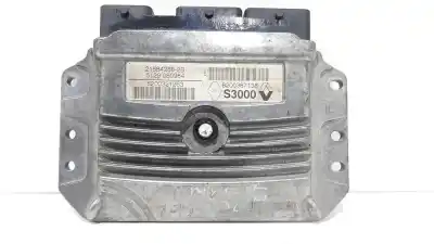 Peça sobressalente para automóvel em segunda mão CENTRALINA DE MOTOR UCE por RENAULT MEGANE II BERLINA 3P  Referências OEM IAM 8200321263 21584288-2B 8200387138