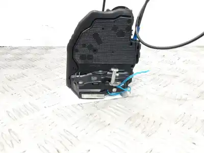 Peça sobressalente para automóvel em segunda mão fechadura da porta traseira direita por toyota auris luna referências oem iam 