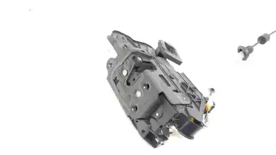 Second-hand car spare part left front door lock for skoda rapid ambition oem iam references 5e1837015