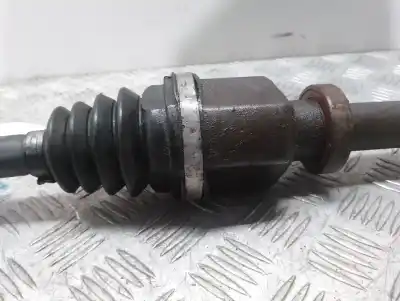 Second-hand car spare part front right transmission for renault clio iii confort expression oem iam references 8200618111  