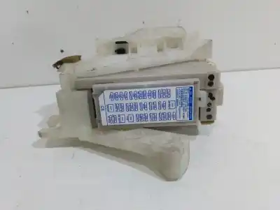 Second-hand car spare part fuse box unit for toyota prius (nhw30) plug-in hybrid advance oem iam references 8273047510