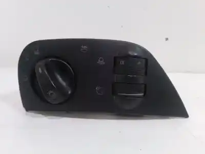 Pièce détachée automobile d'occasion COMMUTATEUR D'ÉCLAIRAGE pour SEAT INCA (6K9)  Références OEM IAM 6K9941531E  6K9941531B