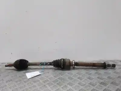 Second-hand car spare part front right transmission for renault clio iii authentique oem iam references 8200538738