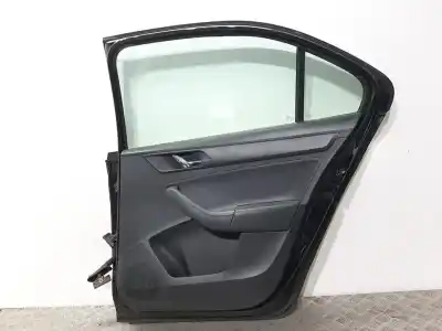 İkinci el araba yedek parçası arka sag kapi için skoda rapid active oem iam referansları   