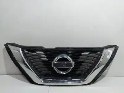 Peça sobressalente para automóvel em segunda mão grelha frontal por nissan qashqai (j11) 1.3 16v cat referências oem iam   
