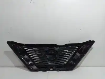 Peça sobressalente para automóvel em segunda mão grelha frontal por nissan qashqai (j11) 1.3 16v cat referências oem iam   