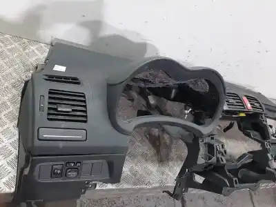 Peça sobressalente para automóvel em segunda mão tablier por toyota auris active referências oem iam 5530242010  