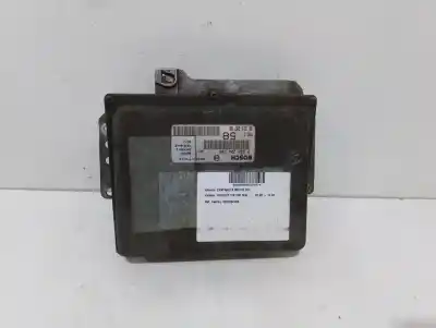 Pièce détachée automobile d'occasion CALCULATEUR MOTEUR ECU pour PEUGEOT 106 (S2)  Références OEM IAM 0261204788  