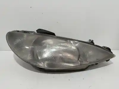 Recambio de automóvil de segunda mano de faro derecho para peugeot 206 berlina xr referencias oem iam 89001605  