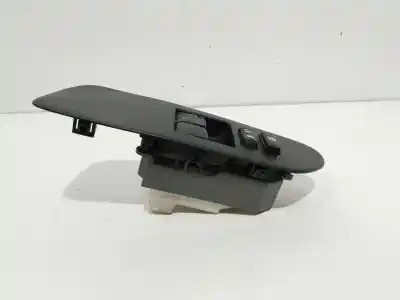 Peça sobressalente para automóvel em segunda mão botão / interruptor elevador vidro dianteiro esquerdo por toyota auris básico referências oem iam 8482002230  