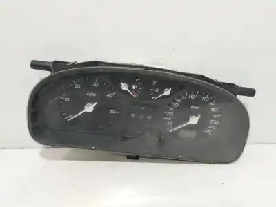 Автозапчастина б/у панель інструментів для RENAULT LAGUNA II (BG0) Authentique Посилання на OEM IAM 8200218863  