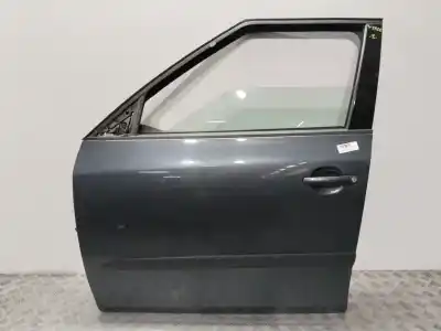 Recambio de automóvil de segunda mano de PUERTA DELANTERA IZQUIERDA para SKODA FABIA (5J2 )  referencias OEM IAM 5J6831055  