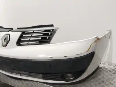 Pezzo di ricambio per auto di seconda mano paraurti anteriore per renault espace iv (jk0) grand espace privilege riferimenti oem iam 8200102205  