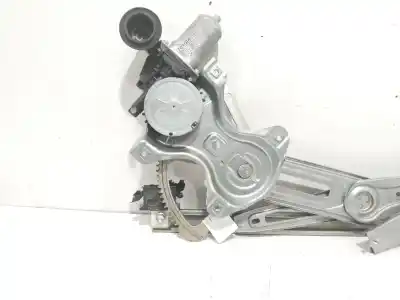 Tweedehands auto-onderdeel regelaar rechts voor ruit voor toyota auris luna+ oem iam-referenties 857100d100