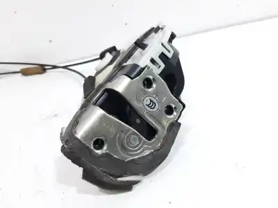 Автозапчастина б/у замок дверей заднього лівого для toyota prius (_w3_) 1.8 hybrid (zvw3_) посилання на oem iam 6906047070  