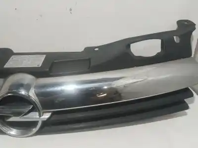 Автозапчасти б/у передняя решетка за opel astra h (a04) 1.7 cdti (l48) ссылки oem iam 13238416  