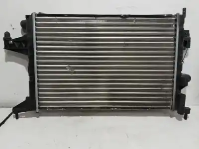 Автозапчастина б/у водяний радіатор для opel corsa c (x01) 1.4 (f08, f68) посилання на oem iam 9201958  
