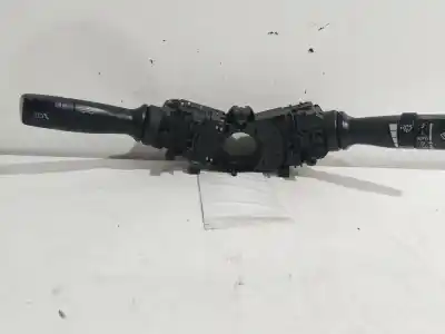 Peça sobressalente para automóvel em segunda mão Comandos De Alavanca por HYUNDAI I40 Cab BlueDrive Referências OEM IAM 3753MA2211  