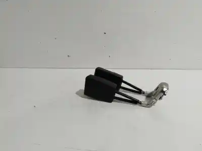Автозапчасти б/у центральный задний крюк для ремня за seat ibiza (6j5) style tech ссылки oem iam 6q0857488d  