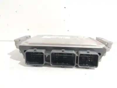 İkinci el araba yedek parçası ECU MOTOR KONTROL CIHAZI için CITROEN C4 COUPE  OEM IAM referansları 9658944580  