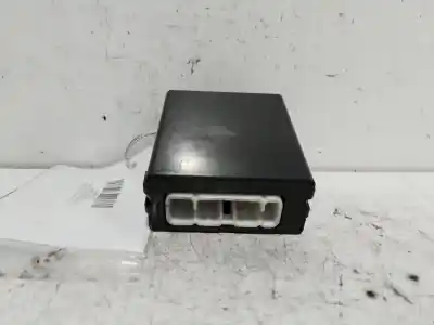 İkinci el araba yedek parçası ELEKTRONIK MODÜL için TOYOTA COROLLA (_E12_)  OEM IAM referansları 8865002380  