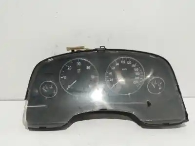 Peça sobressalente para automóvel em segunda mão Quadrante por OPEL ZAFIRA A Blue Line Referências OEM IAM 24461768JU  