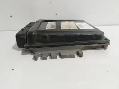 Peça sobressalente para automóvel em segunda mão centralina de motor uce por renault scénic i monospace (ja0/1_, fa0_) 1.6 (ja00 ja16 ja15 ja19 ja1v ja2b ja2c ja0b.... referências oem iam 8200124318  