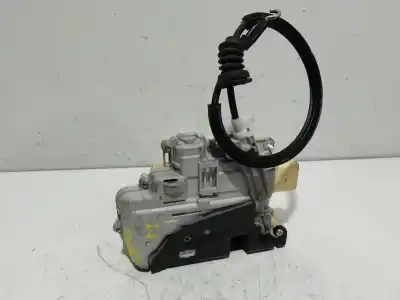 Second-hand car spare part left front door lock for volkswagen passat b6 variant (3c5) 2.0 tdi 16v oem iam references 3c1837015a  