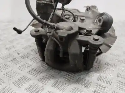 Second-hand car spare part front left knuckle for bmw 1 (e87) 118 d oem iam references 31216793923  