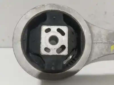 Second-hand car spare part gearbox support for seat toledo iv (kg3) 1.6 tdi oem iam references 6q0199851ap   Second-hand car spare part gearbox support for seat toledo iv (kg3) 1.6 tdi oem iam references 6q0199851ap