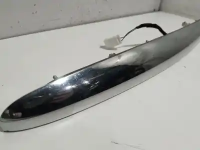 Peça sobressalente para automóvel em segunda mão molduras traseiras por lancia musa (350_) 1.9 d multijet (350.axc1a) referências oem iam 735335751