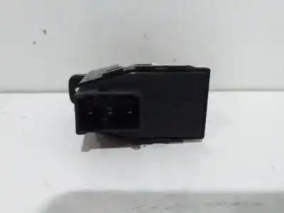 Автозапчасти б/у УПРАВЛЕНИЕ ЗАДНИМИ ЛЕВЫМИ СТЕКЛАМИ за HYUNDAI SANTA FE (SM)  ссылки OEM IAM 9358026000  