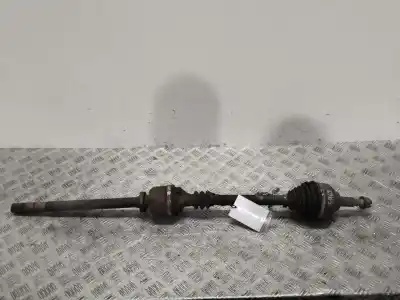 Pezzo di ricambio per auto di seconda mano Trasmissione Anteriore Destra per RENAULT ESPACE IV (JK0) 2.0 Dynamique [2.0 Ltr. - 110 kW dCi Diesel FAP] Riferimenti OEM IAM 8200387424  