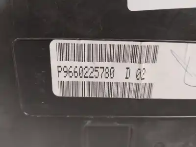 Peça sobressalente para automóvel em segunda mão quadrante por citroen c3 1.1 collection referências oem iam 9660225780  