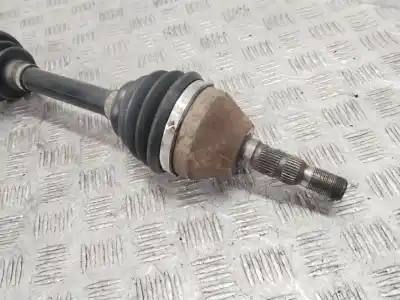Second-hand car spare part front right transmission for opel astra h (a04) 1.7 cdti (l48) oem iam references 13214837  