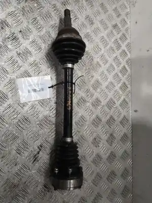 Peça sobressalente para automóvel em segunda mão TRANSMISSÃO DIANTEIRA ESQUERDA por VOLKSWAGEN POLO (6N2)  Referências OEM IAM JZW407451X  